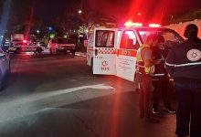 Photo of إصابة شاب بجروح خطيرة في جريمة عنف بمدينة حيفا فجرًا