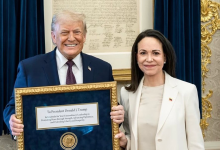 Photo of زعيمة المعارضة الفنزويلية تهدي ترامب جائزة “نوبل للسلام”