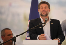 Photo of سموتريتش: سنحتل قطاع غزة ونقيم فيه استيطانا يهوديا