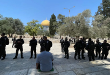 Photo of القدس.. الاحتلال يقتحم الأقصى وقرارات هدم وإخلاء جديدة لمساكن فلسطينية (شاهد)