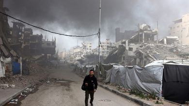 Photo of غارات ونسف مبانٍ وإصابات بنيران الاحتلال في عدة مناطق بقطاع غزة