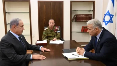 Photo of لبيد يتهم نتنياهو بتزوير مداولات أمنية ويطالب بفتح تحقيق جنائي