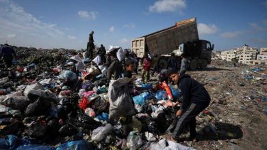 Photo of بلدية غزة تبدأ ترحيل 300 ألف متر مكعب من النفايات من وسط المدينة