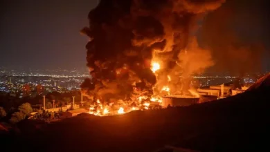 Photo of أكسيوس: ترمب يدرس ضربة محدودة لإيران ويشترط اتفاقًا “لا يمكن رفضه”