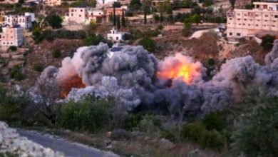 Photo of إعلام عبري: إسرائيل ألقت 6 قنابل متزامنة على 3 مقرات لحزب الله في بعلبك