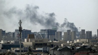 Photo of هجمات إيرانية تطال دول الخليج والدفاعات الجوية تتصدى