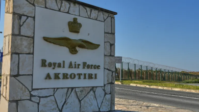 Photo of مسيّرة تستهدف قاعدة بريطانية في قبرص ولندن تتحدث عن إجراءات احترازية