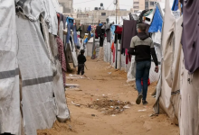 Photo of خيام بلا أسرار.. كيف سلب النزوح خصوصية العائلات في غزة؟