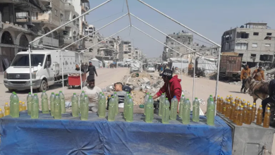 Photo of شح الوقود والكهرباء يفاقم معاناة السكان في غزة (صور)