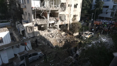 Photo of “رؤوس متشظية”.. إصابات ودمار كبير بتل أبيب وحيفا بفعل الصواريخ الإيرانية (شاهد)