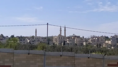 Photo of إخلاء وشيك لعشرات الفلسطينيين بعد إخطارات إسرائيلية بهدم منازلهم شمال القدس