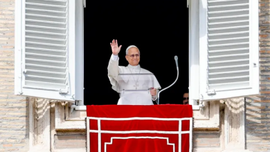Photo of بابا الفاتيكان يدعو للحوار ووقف العنف في الشرق الأوسط