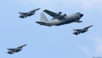 Photo of فرنسا تسمح مؤقتًا بتمركز مقاتلات أمريكية في قواعدها على خلفية الحرب على إيران