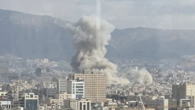 Photo of الهلال الأحمر الإيراني: تضرر أكثر من 70 ألف وحدة سكنية وإصابة 18 ألف مدني جراء الحرب