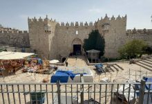 Photo of الاحتلال يمنع صلاة عيد الفطر عند باب العامود ويواصل إغلاق الأقصى لليوم الـ21