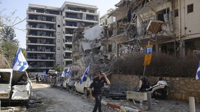 Photo of أضرار في 7 مبانٍ بريشون لتسيون إثر رشقة صاروخية إيرانية جديدة