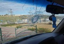 Photo of تصاعد اعتداءات المستوطنين في الضفة.. هجوم بالحجارة على مركبات جنوب نابلس