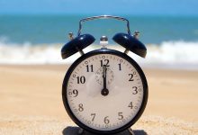 Photo of بدء العمل بالتوقيت الصيفي فجر الجمعة: تقديم الساعة 60 دقيقة