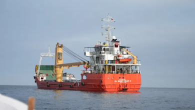 Photo of ناقلات النفط تتجنب هرمز قبل سيطرة أمريكا على الملاحة البحرية