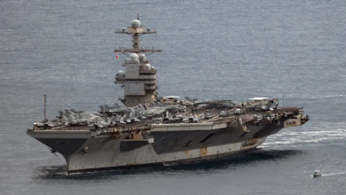 Photo of 15 سفينة أمريكية تحاصر الموانئ الإيرانية والحرس الثوري يلوّح بمفاجآت