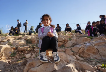 Photo of اعتداءات المستوطنين بالضفة تشمل أطفالا وتحرمهم من التعليم (شاهد)