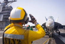 Photo of تصعيد بحري ورسائل تفاوض.. واشنطن تستعرض قوتها على “إكس” (شاهد)