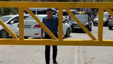 Photo of حواجز الاحتلال تخنق بلدة “الزاوية” الفلسطينية (شاهد)