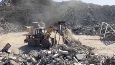 Photo of “تدوير الأنقاض” شريان حياة طارئ لترميم طرق غزة