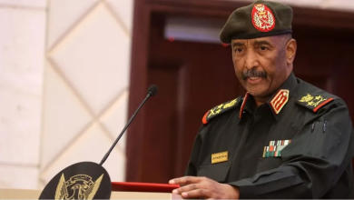 Photo of البرهان يجدد رفضه التفاوض مع “الدعم السريع”.. ويؤكد استمرار الحسم العسكري