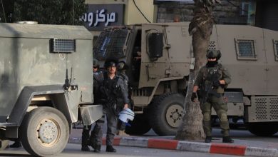 Photo of الاحتلال يعلن قتل فلسطيني بزعم محاولته تنفيذ عملية طعن بالضفة