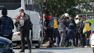 Photo of 3 قتلى في إطلاق نار قرب القنصلية الإسرائيلية في إسطنبول (صور)