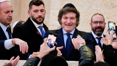 Photo of اقتحام الأقصى يتصاعد بالتزامن مع زيارة الرئيس الأرجنتيني لإسرائيل