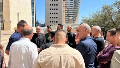 Photo of إدانة الناشطيْن أحمد خليفة ومحمد جبارين  بتهم “التحريض غير المباشر” وتأييد “منظمة إرهابية”