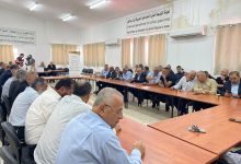 Photo of لجنة المتابعة تدعو للحذر وترشيد الاستهلاك: لا تلجأوا إلى السوق السوداء في ظل الحرب