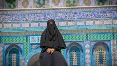 Photo of الإفراج عن المرابطة منتهى أمارة وإبعادها عن الأقصى أسبوعًا بعد اعتقالها من ساحاته