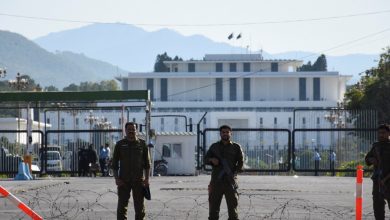 Photo of وفد إيراني رفيع يصل إسلام آباد تمهيدًا لمحادثات مع واشنطن وسط شروط وتصعيد حذر