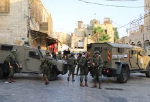 Photo of تصعيد في الضفة الغربية: اعتقالات وإصابة شاب خلال اقتحامات إسرائيلية متواصلة
