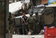 Photo of اقتحامات واعتقالات واسعة في الضفة وتحويل منازل لثكنات عسكرية وتصعيد اعتداءات المستوطنين