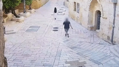 Photo of اعتداء صادم لمستوطن على راهبة فرنسية بالقدس يفجر غضبا عارما