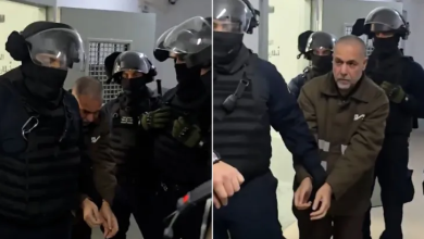 Photo of نجل الطبيب حسام أبو صفية يتحدث عن مأساة والده بالسجون الإسرائيلية