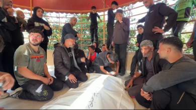 Photo of بسبب شح المقابر.. الموت لم يعد أكبر مصائب الغزيين