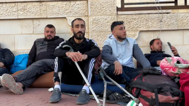 Photo of جرحى وأسرى محررون يطالبون السلطة الفلسطينية بصرف مخصصاتهم (شاهد)