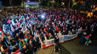 Photo of إسطنبول.. مظاهرة أمام القنصلية الإسرائيلية للتنديد بالهجوم على “أسطول الصمود”