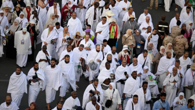Photo of الحجاج يرمون جمرة العقبة الكبرى بأول أيام عيد الأضحى