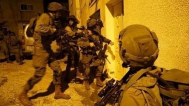 Photo of اعتقالات ومداهمات واسعة في الضفة الغربية خلال اقتحامات إسرائيلية لعدة محافظات