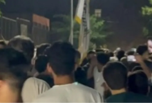 Photo of هتافات واتهامات بـ”التشبيح”.. توتر متصاعد يضرب “المزة 86” بدمشق (شاهد)