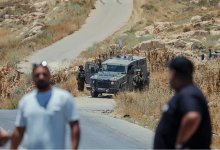 Photo of مستوطنون إسرائيليون يحرقون مصلى نساء في مسجد بقرية جلجليا