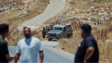Photo of مستوطنون إسرائيليون يحرقون مصلى نساء في مسجد بقرية جلجليا