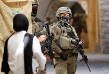 Photo of الضفة الغربية.. شهيدان بينهما طفل وجرافات الاحتلال تهدم منزلا ببيت لحم