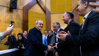 Photo of طهران تحتفي بالتوصل لاتفاق وتحذر إسرائيل بشأن لبنان